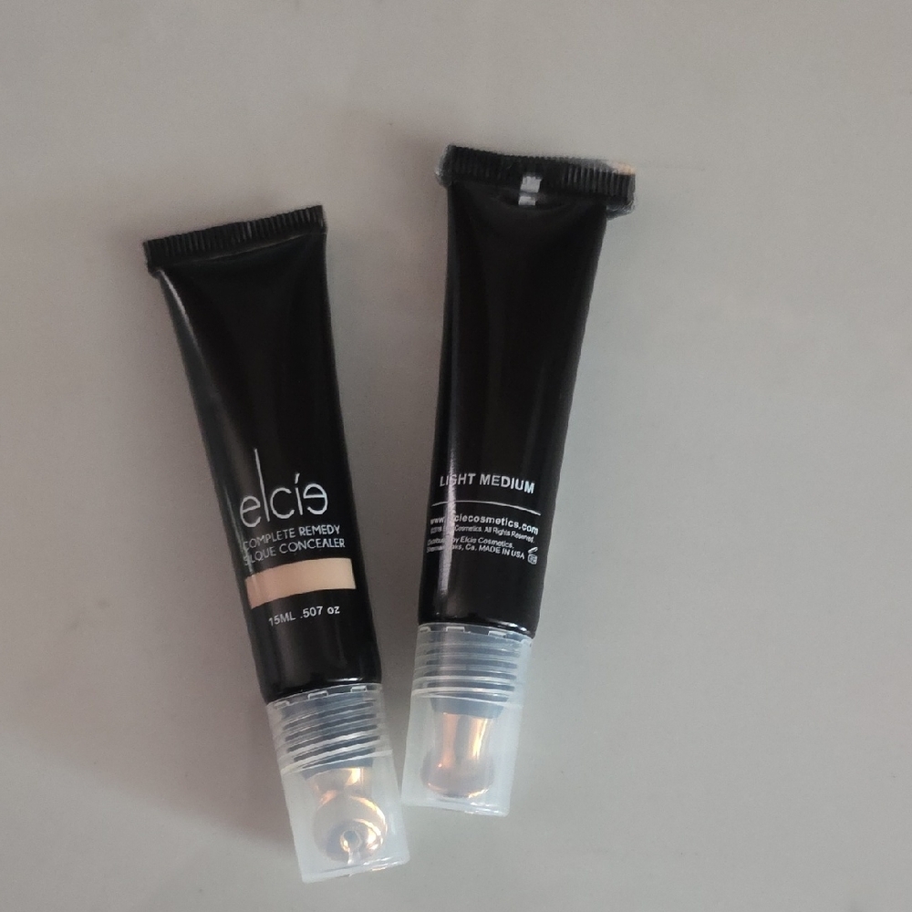 Light Medium Concealer